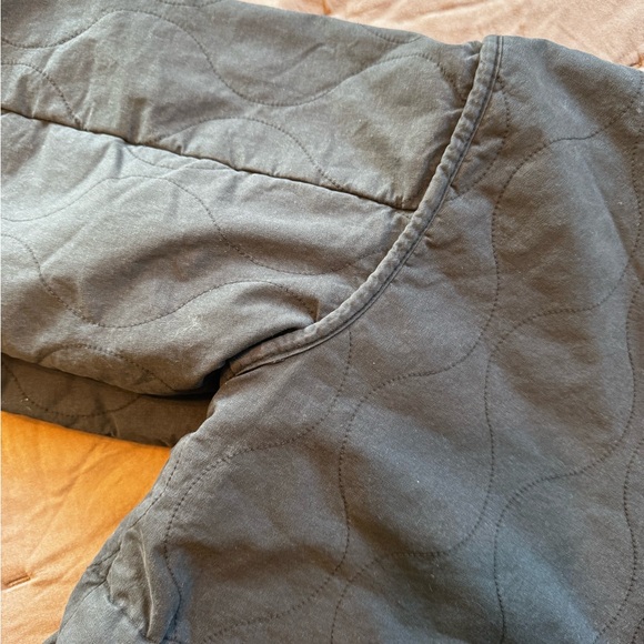 Universal Quilted Zip-Front Jacket - Black - Picture 5 of 6